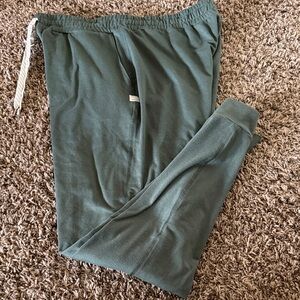 Vuori Green Jogger Pants